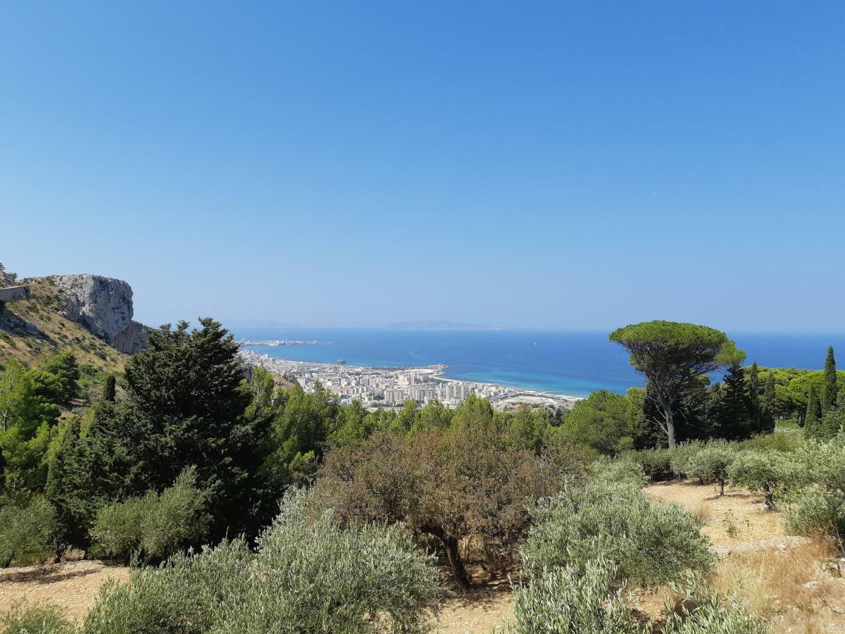 Villa Casa "Le Terrazze" à Erice Extérieur photo