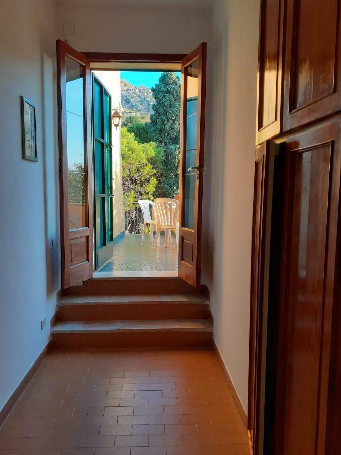 Villa Casa "Le Terrazze" à Erice Extérieur photo